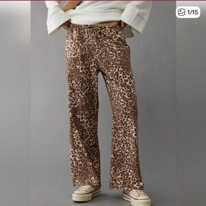 American Eagle Leopard print Pants